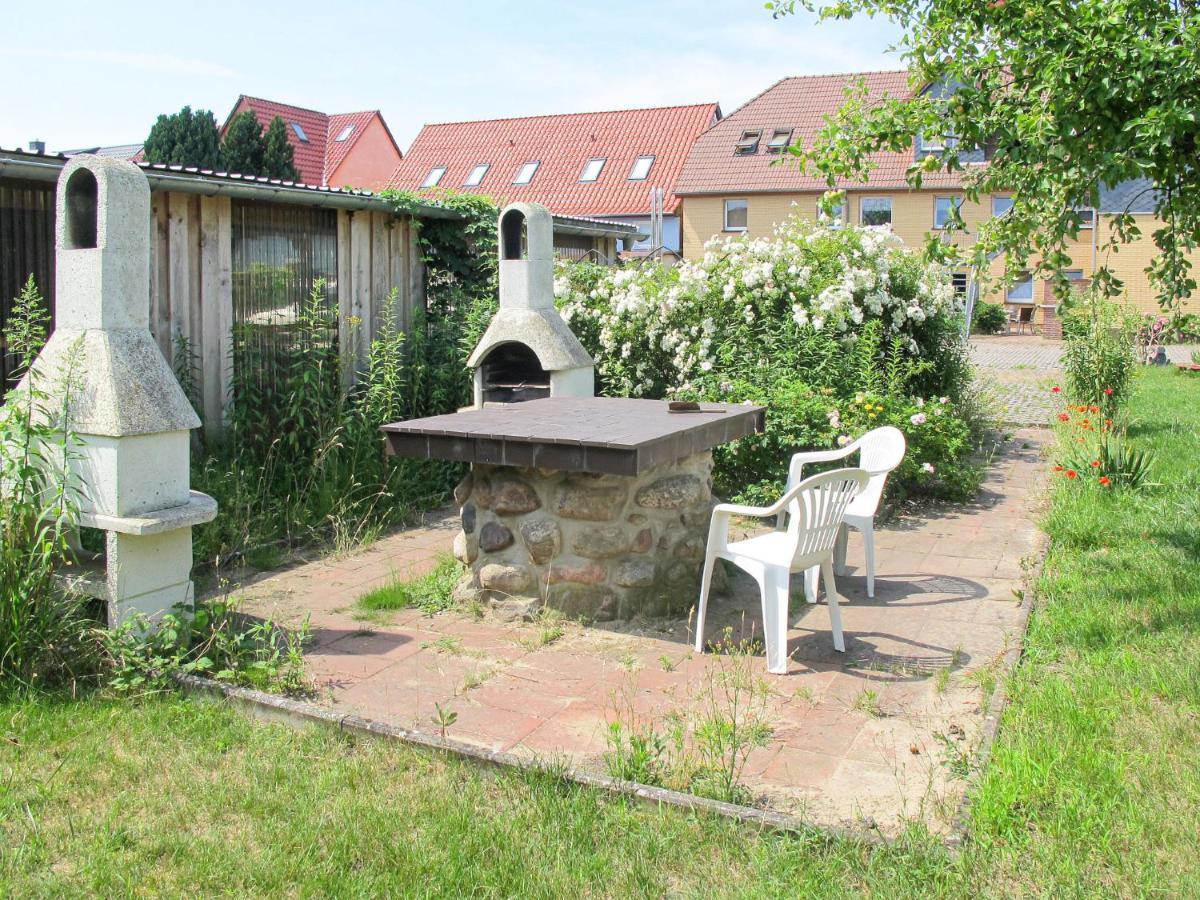 Apartment Old Huesung - Muz328 By Interhome Mirow Zewnętrze zdjęcie